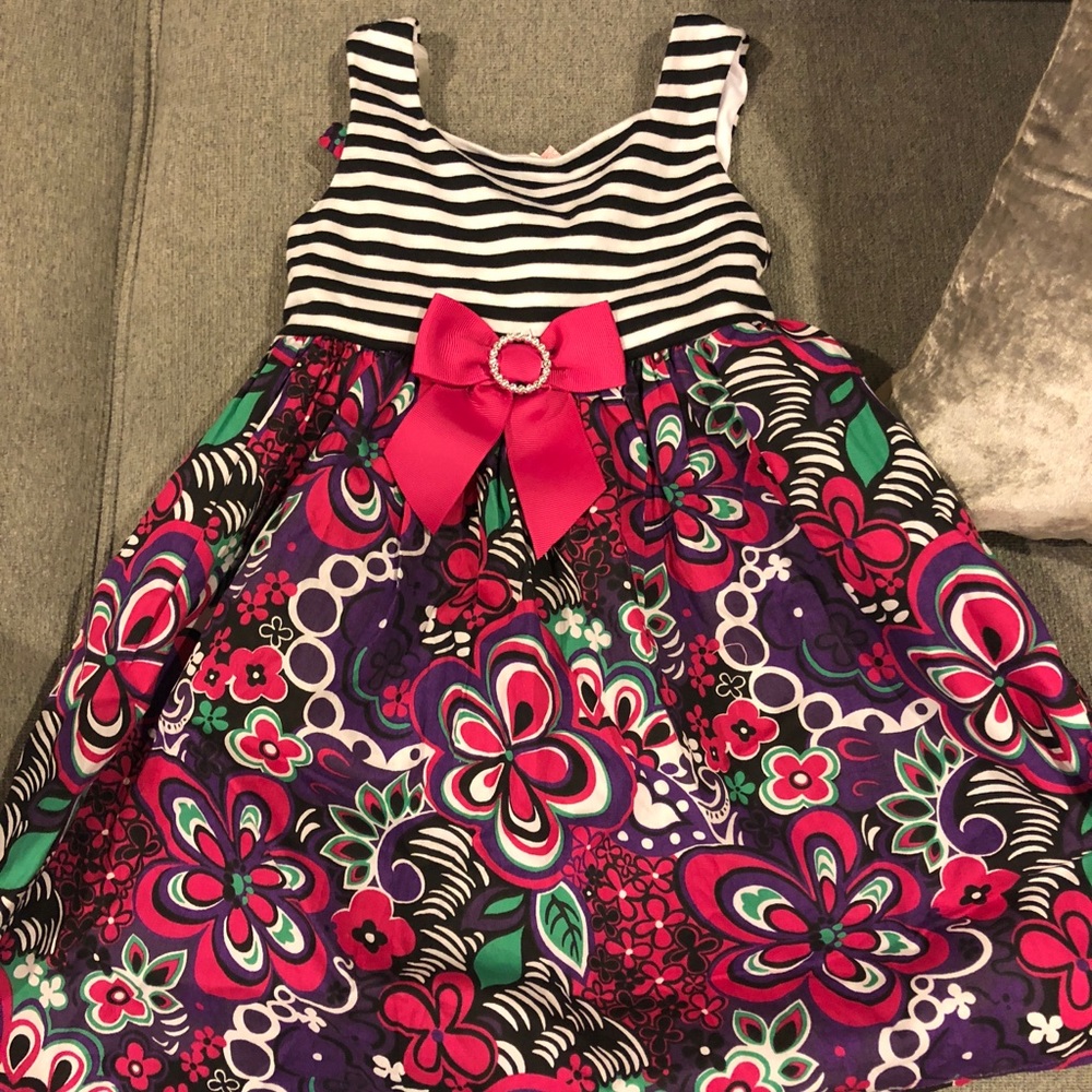 Youngland Stylish Girls Dress - Size 4T